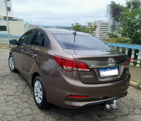 HYUNDAI HB20S 1.6 COMFORT PLUS 16V FLEX 4P MANUAL